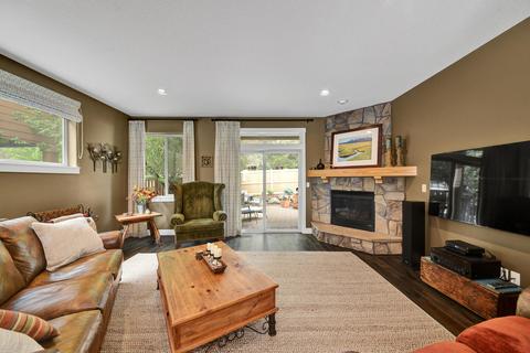 20446 Jacklight Ln, Bend, OR 97702 photo 4