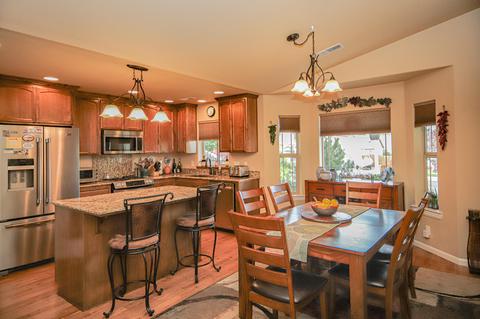 465 Sienna Hills Dr, Eagle Point, OR 97524 photo 4