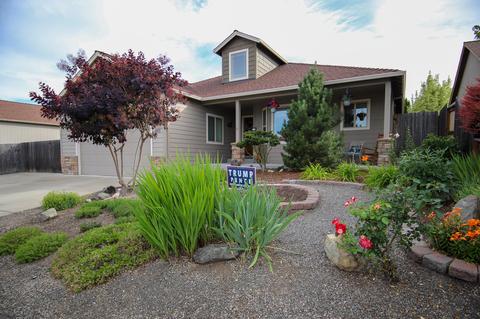 465 Sienna Hills Dr, Eagle Point, OR 97524 photo 1