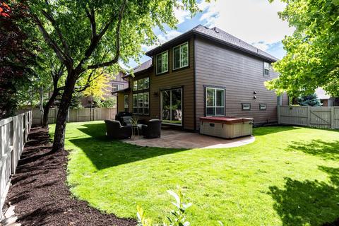 60972 Creekstone Loop, Bend, OR 97702 photo 4