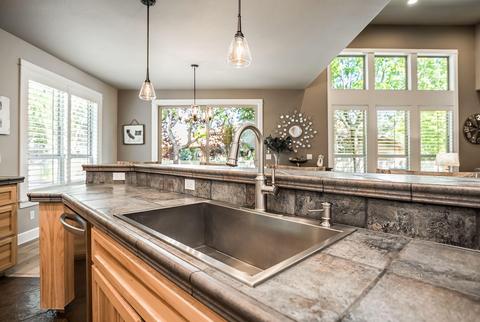 60972 Creekstone Loop, Bend, OR 97702 photo 15