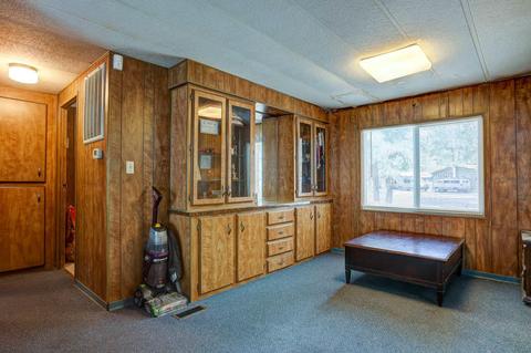 19716 Carm Ln, Bend, OR 97702 photo 3