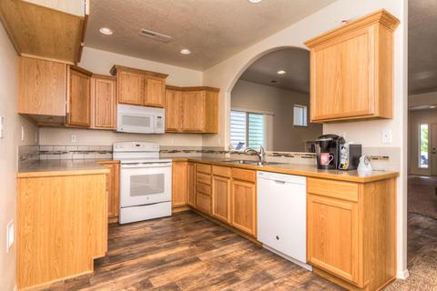 62857 NE Nolan St, Bend, OR 97701 photo 12