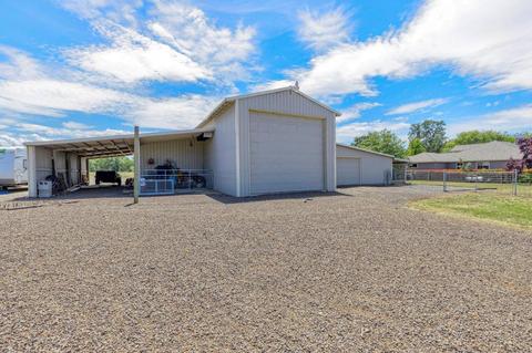 750 Meridian Rd, Eagle Point, OR 97524 photo 22