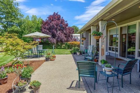 750 Meridian Rd, Eagle Point, OR 97524 photo 17