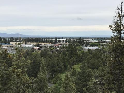 3287 NW Fairway Heights Dr, Bend, OR 97703 photo 3