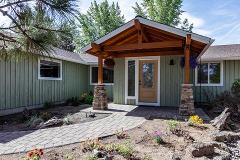 20877 SE Westview Dr, Bend, OR 97702 photo 1