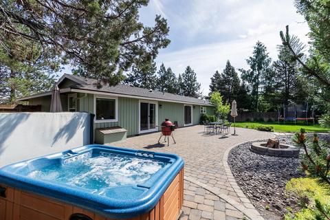 20877 SE Westview Dr, Bend, OR 97702 photo 27