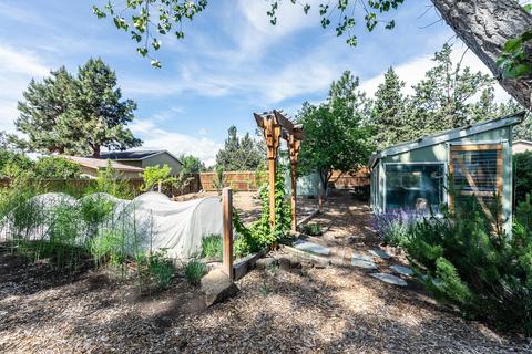 20877 SE Westview Dr, Bend, OR 97702 photo 25