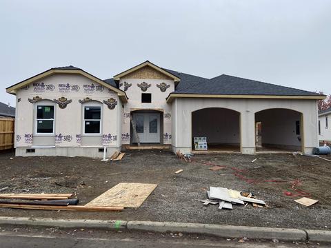 270 Bellerive Dr, Eagle Point, OR 97524 photo 2