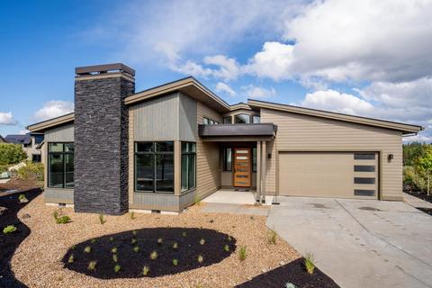 19349 Outrider Loop, Bend, OR 97702 photo 1