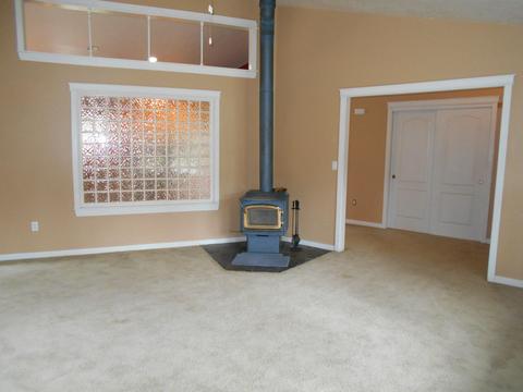 16310 Lava Dr, La Pine, OR 97739 photo 9