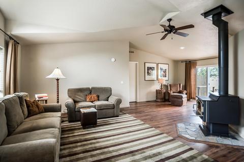 62735 Dixon Loop, Bend, OR 97701 photo 41