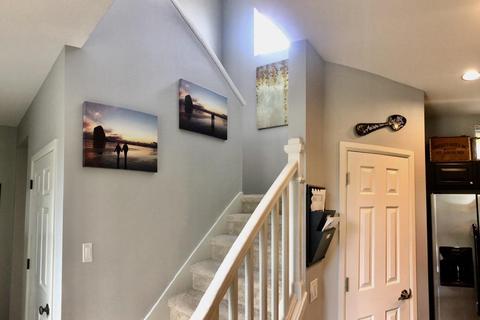 61590 Devils Lake Dr, Bend, OR 97702 photo 14