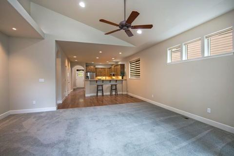 20094 Stonegate Dr, Bend, OR 97702 photo 9