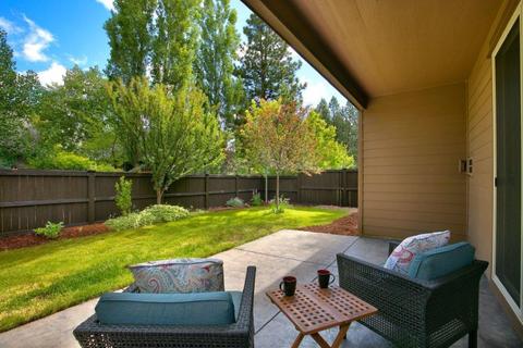 20094 Stonegate Dr, Bend, OR 97702 photo 3
