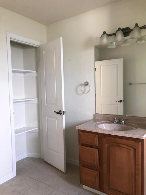 450 Elm St, Phoenix, OR 97535 photo 16