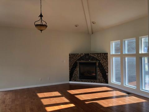 450 Elm St, Phoenix, OR 97535 photo 8