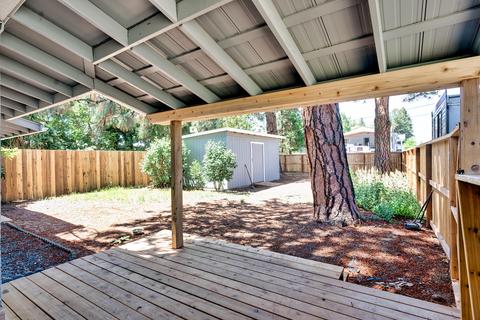 208 S B St, Phoenix, OR 97535 photo 5