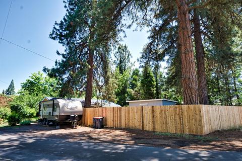 208 S B St, Phoenix, OR 97535 photo 19