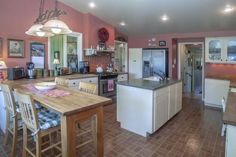1925 Old Stage Rd, Central Point, OR 97502 photo 11