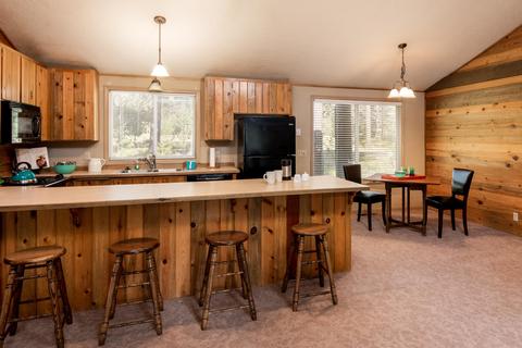 18072 Juniper Ln, Sunriver, OR 97707 photo 4