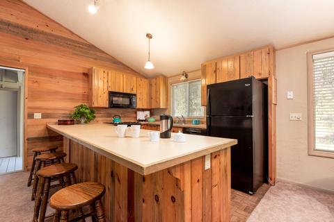 18072 Juniper Ln, Sunriver, OR 97707 photo 1