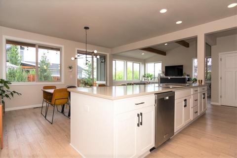 63150 Iner Loop, Bend, OR 97701 photo 18