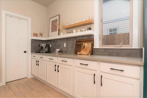 63150 Iner Loop, Bend, OR 97701 photo 19