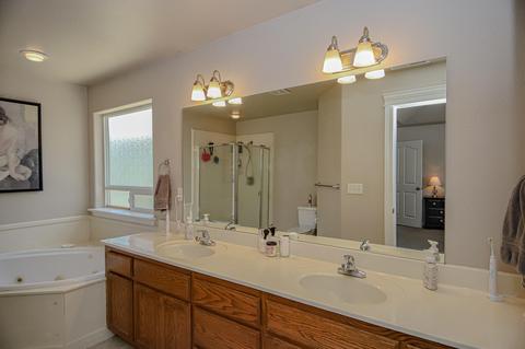 623 Barton Rd, Eagle Point, OR 97524 photo 15
