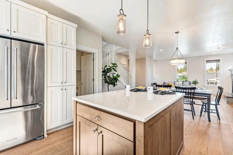 1694 NW Fields St, Bend, OR 97703 photo 15