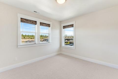 1694 NW Fields St, Bend, OR 97703 photo 22