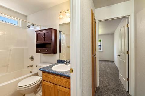 1234 Pheasant Way, Central Point, OR 97502 photo 24