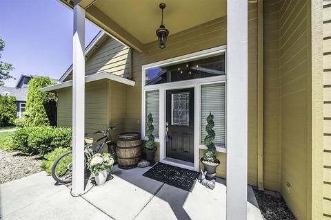 339 Live Oak Loop, Central Point, OR 97502 photo 7