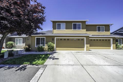 339 Live Oak Loop, Central Point, OR 97502 photo 2