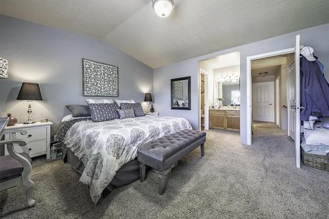 339 Live Oak Loop, Central Point, OR 97502 photo 23