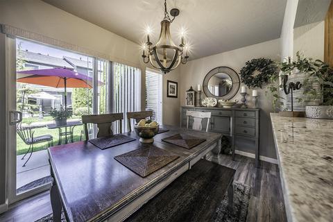 339 Live Oak Loop, Central Point, OR 97502 photo 14