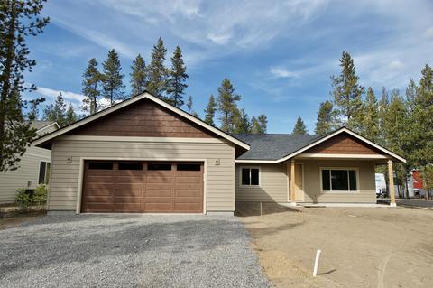 17431 Curlew Dr, Bend, OR 97707 photo 2