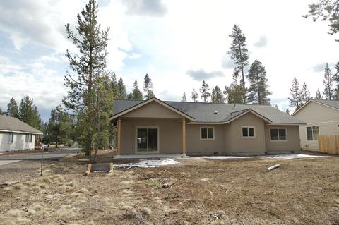 17431 Curlew Dr, Bend, OR 97707 photo 3