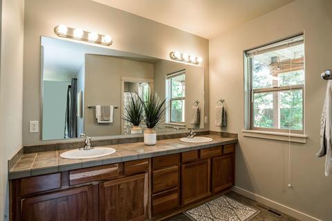 63430 Ledgestone Ct, Bend, OR 97701 photo 16