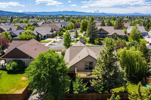 63430 Ledgestone Ct, Bend, OR 97701 photo 31