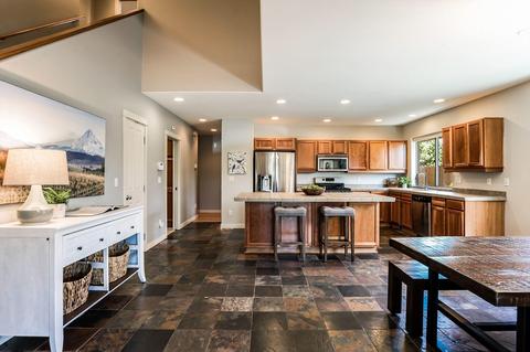 63430 Ledgestone Ct, Bend, OR 97701 photo 9