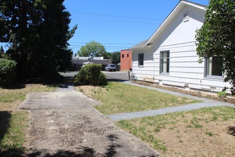 183 Napa St, Eagle Point, OR 97524 photo 6