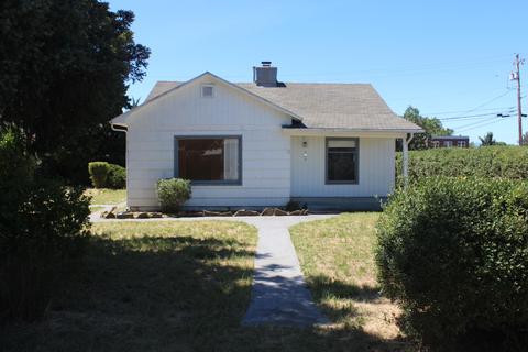 183 Napa St, Eagle Point, OR 97524 photo 1
