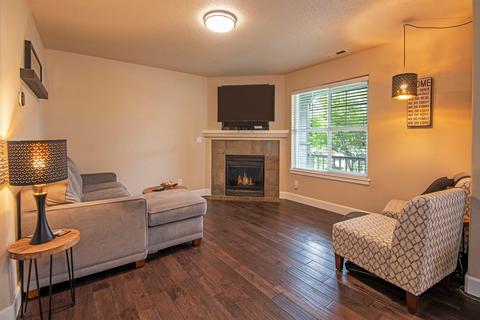 20631 Cherry Tree Ln, Bend, OR 97702 photo 3