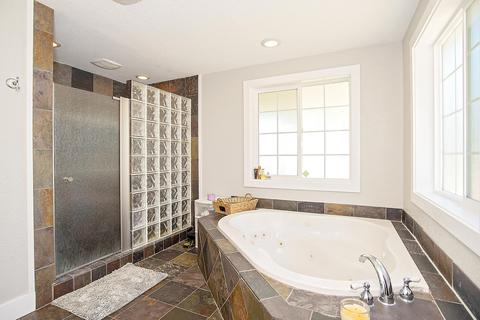 712 Maple St, Central Point, OR 97502 photo 11