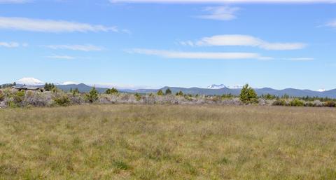 18620 Macalpine Loop, Bend, OR 97702 photo 1