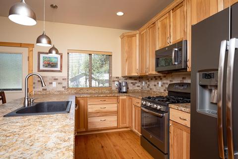 51355 Evans Way, La Pine, OR 97739 photo 9