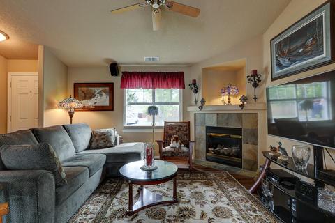 61109 Larkspur Loop, Bend, OR 97702 photo 4