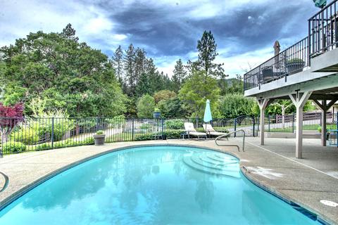 100 Springbrook Dr, Grants Pass, OR 97527 photo 44